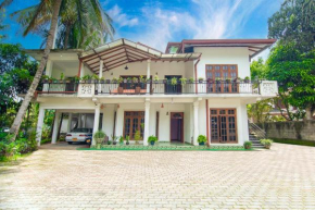 ALP Tourist Guest House